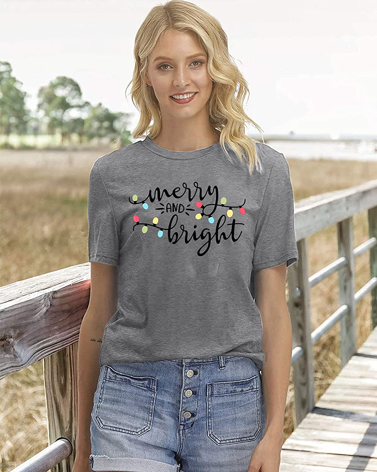 DUTUT Merry and Bright Christmas Lights T-Shirts Women Xmas Graphic Print Shirts Holiday Short Sleeve Tops Tees