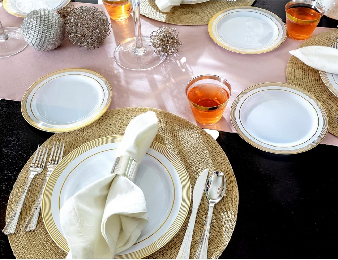 Perfect Settings 110 Premium Gold Rimmed Clear Plastic Disposable Party Cups 9 Ounce Holiday Gathering or Wedding Party Elegant Disposable Cups