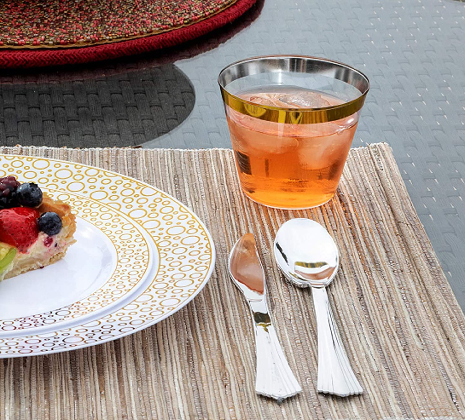 Perfect Settings 110 Premium Gold Rimmed Clear Plastic Disposable Party Cups 9 Ounce Holiday Gathering or Wedding Party Elegant Disposable Cups