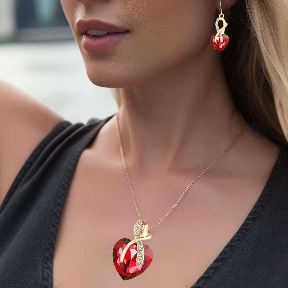 Love Heart Pendant Necklace for Women Heart Jewelry Set Heart Necklace and Heart Earring Love Heart Necklace Christmas Jewelry Gift Heart Necklace Valentine’S Day Jewelry Gift for Women